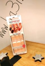 ImPress press on Manicure French